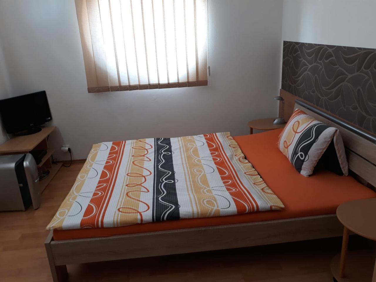 Vv Penzion Brno Ngoại thất bức ảnh